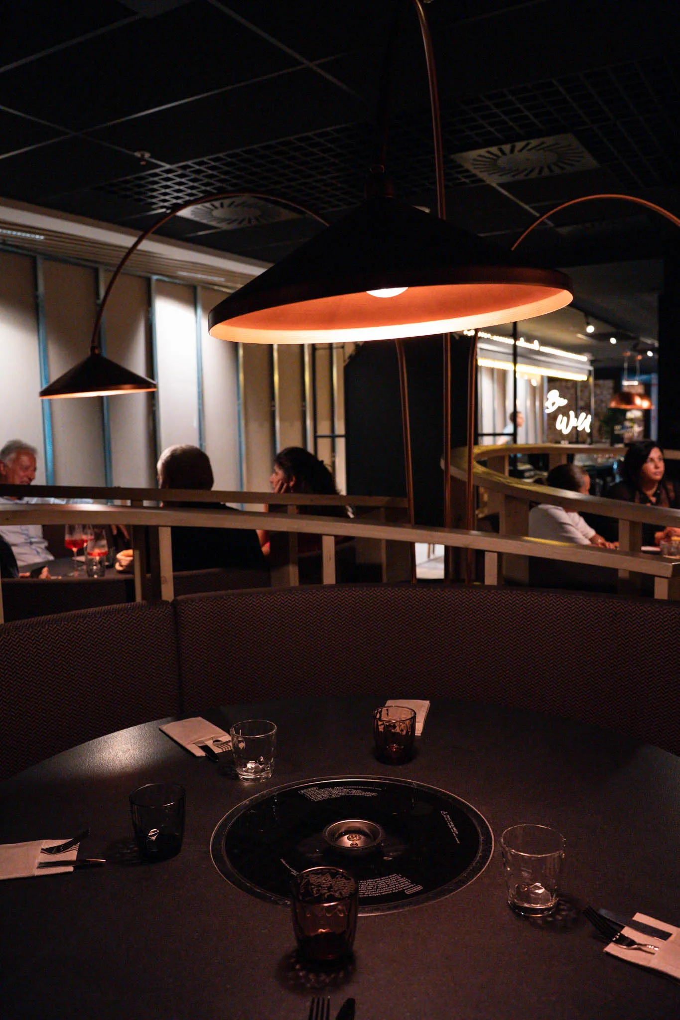 {{ t.kitchens.bbq.alt }}